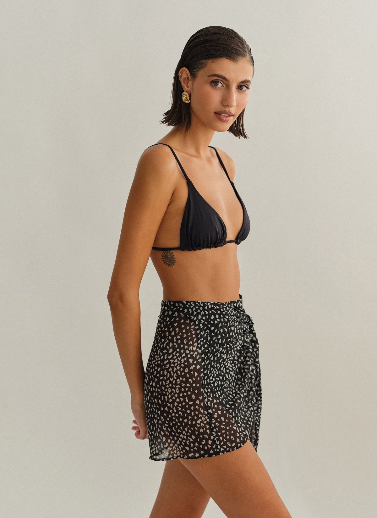 Γυναικείο ημιδιάφανο μίνι παρεό με δέσιμο animal print