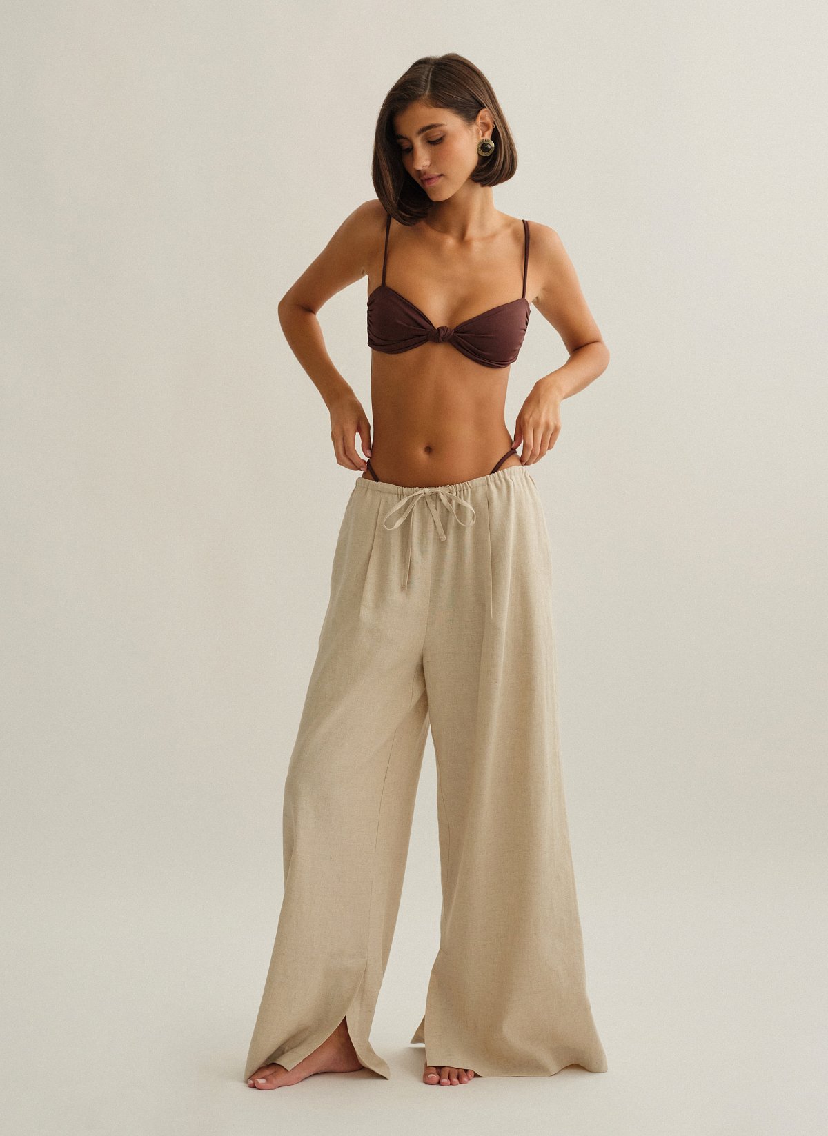 Γυναικείο λινό παντελόνι με κορδόνι στη μέση