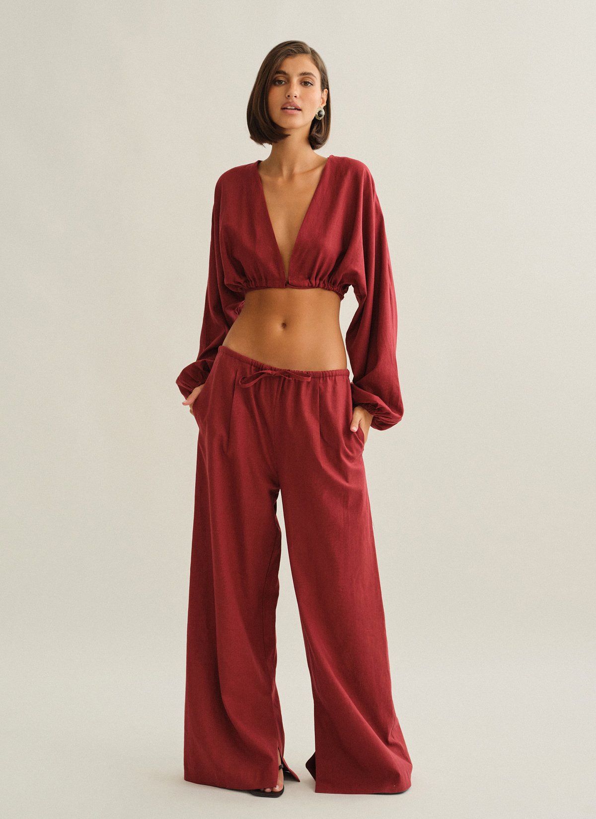 Γυναικείο λινό παντελόνι με κορδόνι στη μέση