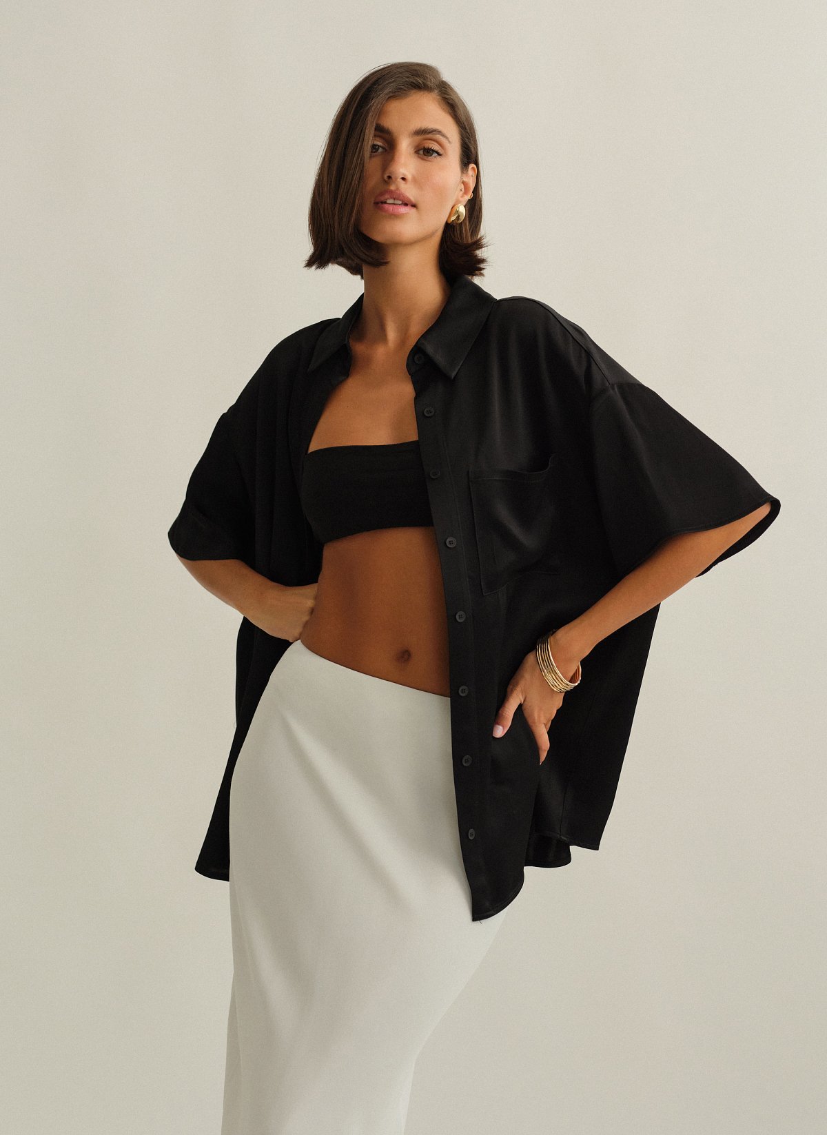 Satin sleeveless shirt-14