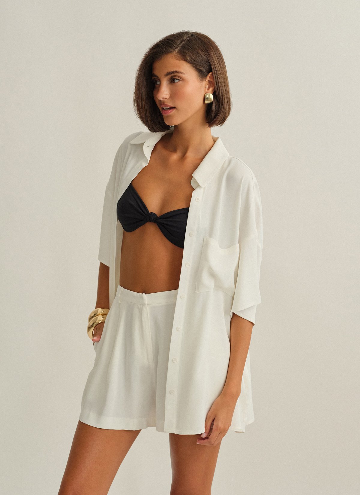 Satin sleeveless shirt-9