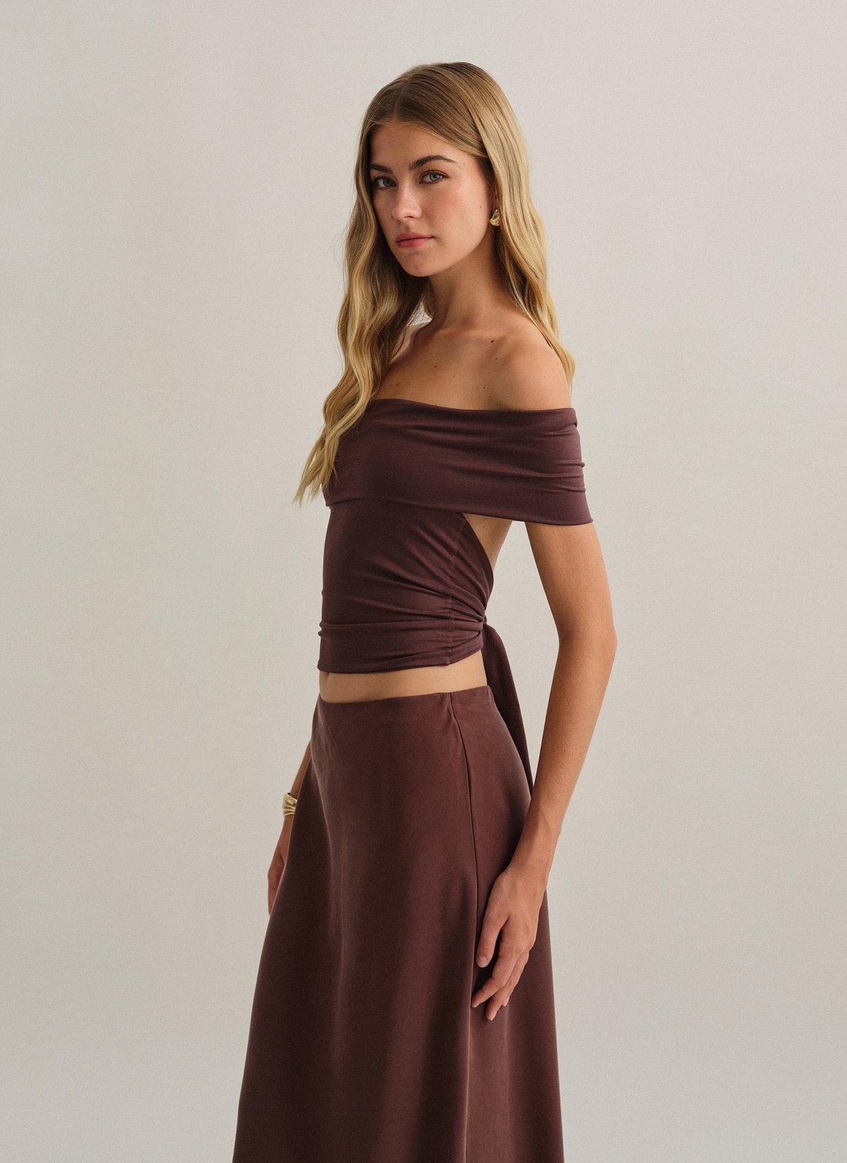 Γυναικείο off-shoulder τοπ bamboo με δέσιμο