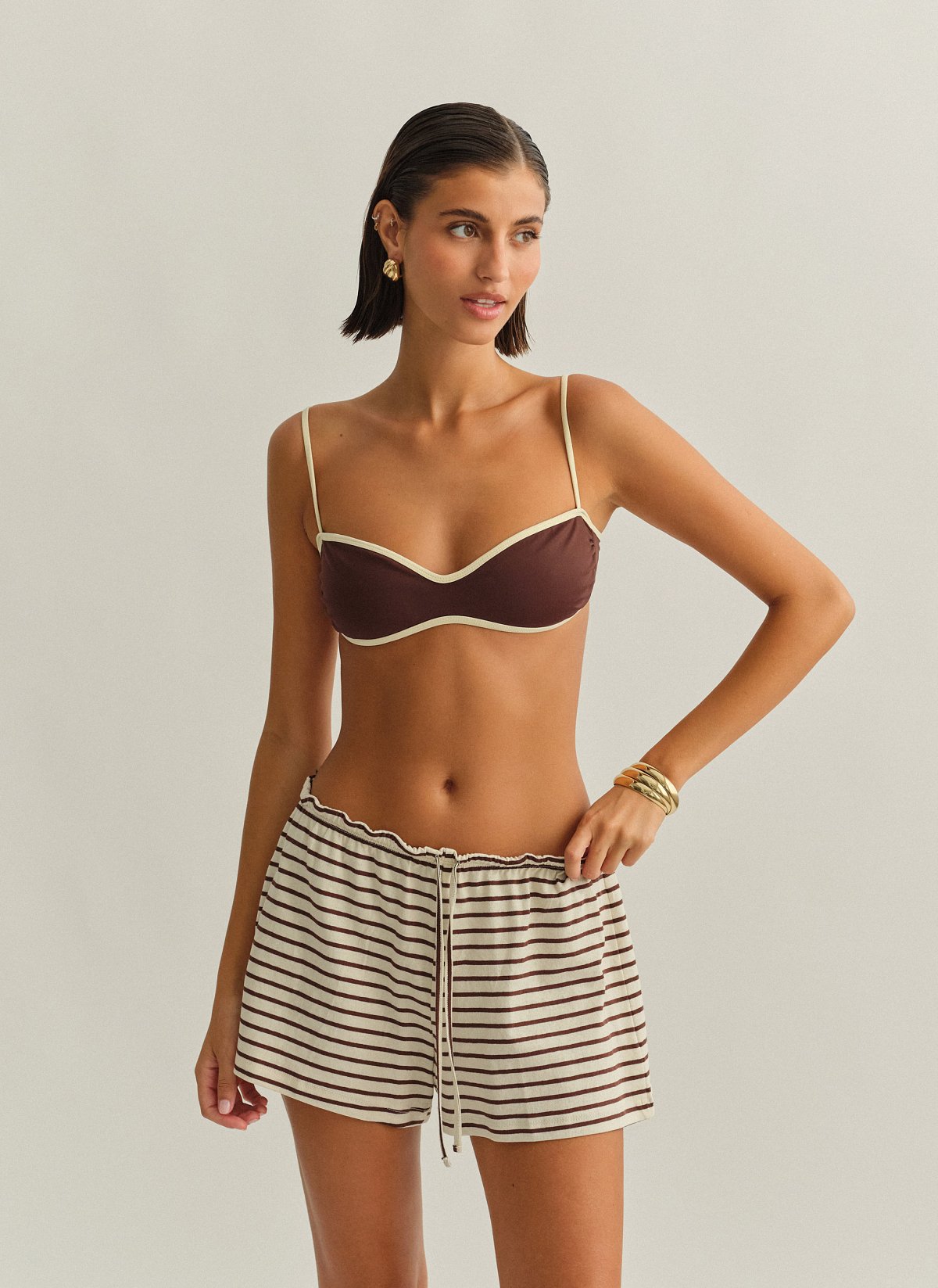 Γυναικείο βαμβακερό ριγέ σορτς με κορδόνι