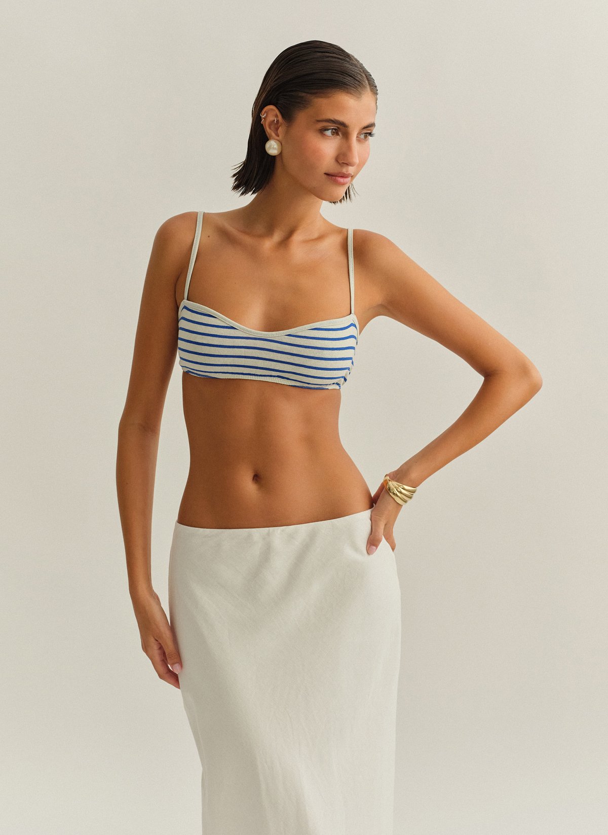 Γυναικείο βαμβακερό ριγέ crop τοπ με λεπτές τιράντες