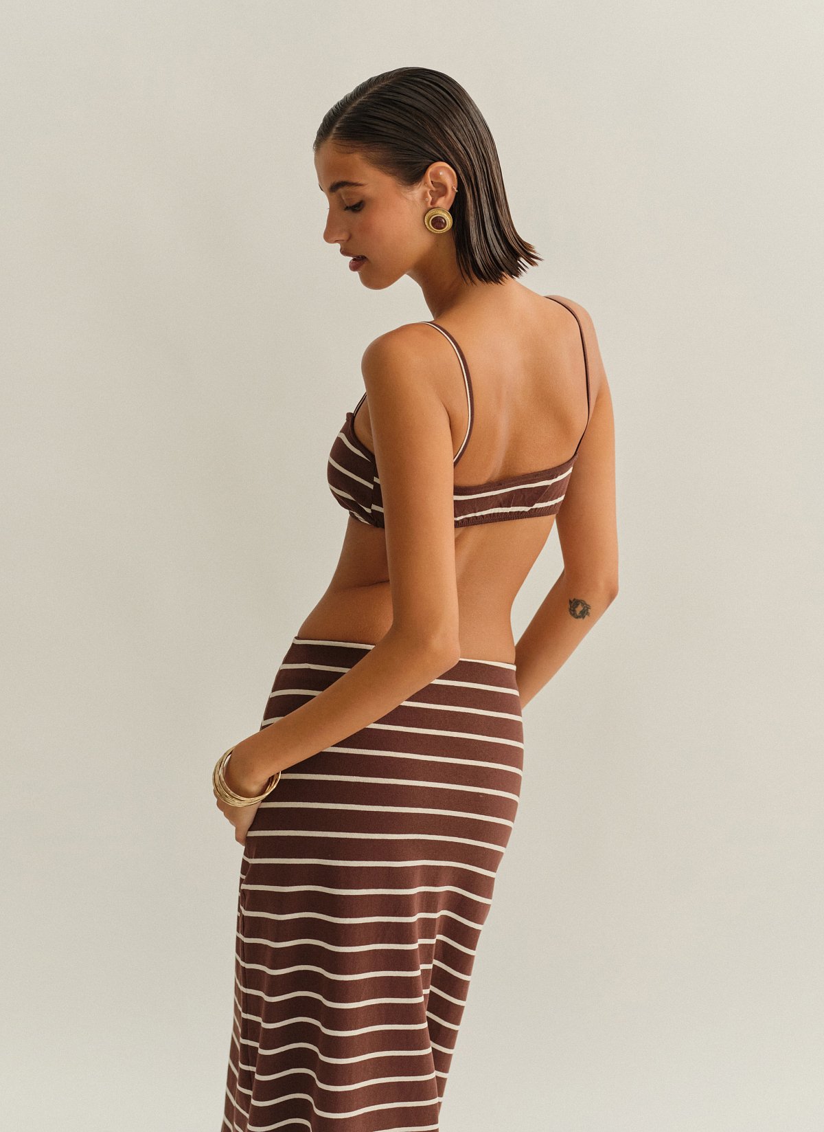 Γυναικείο βαμβακερό ριγέ crop τοπ με λεπτές τιράντες