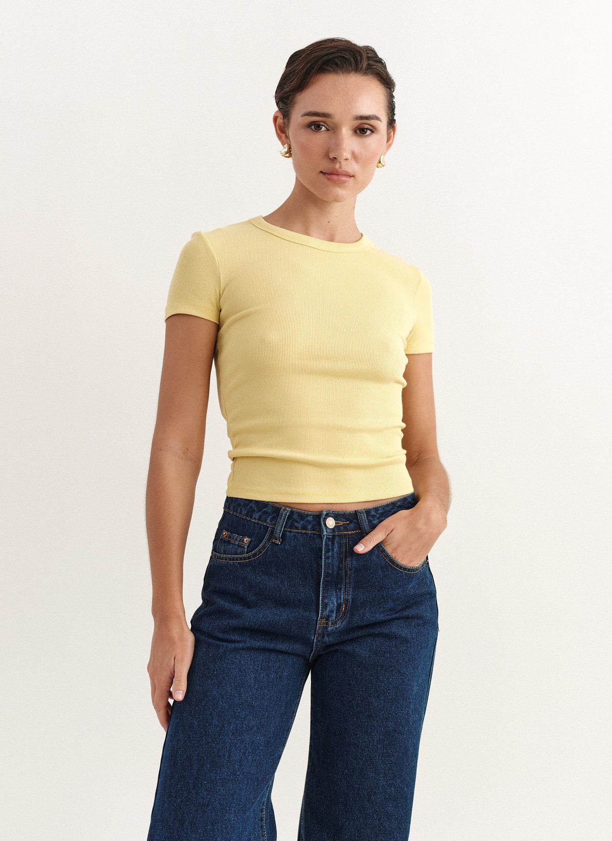 Shortsleeve basic ribbed blouse-1