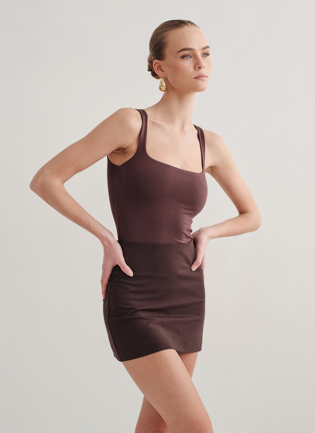 Αμάνικη μπλούζα με ανοιχτή λαιμόκοψη bamboo-19