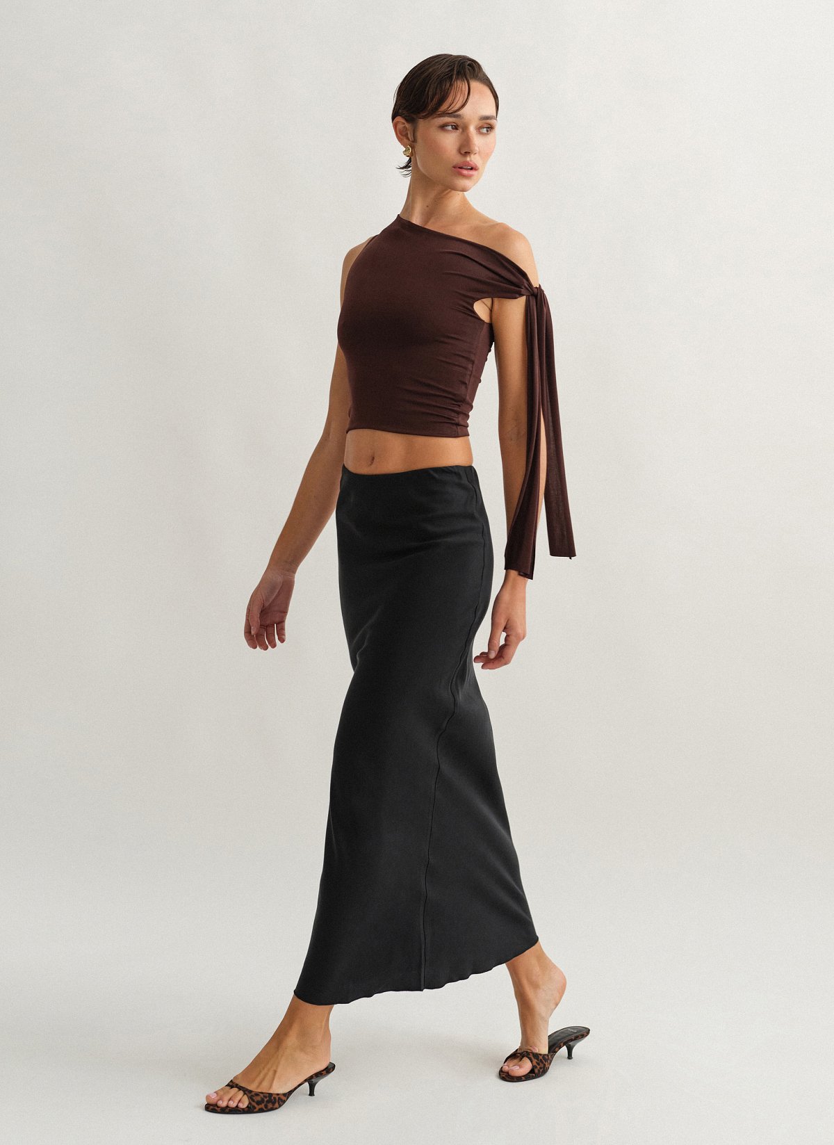 Midi textured skirt-8