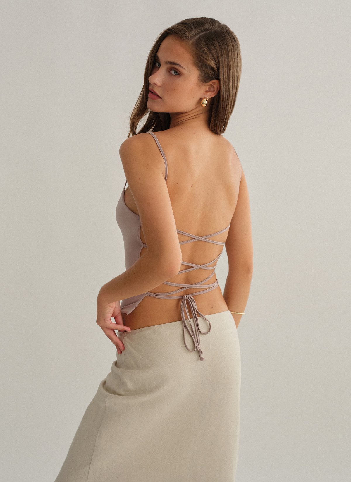 Τοπ με ανοιχτή χιαστί πλάτη-26