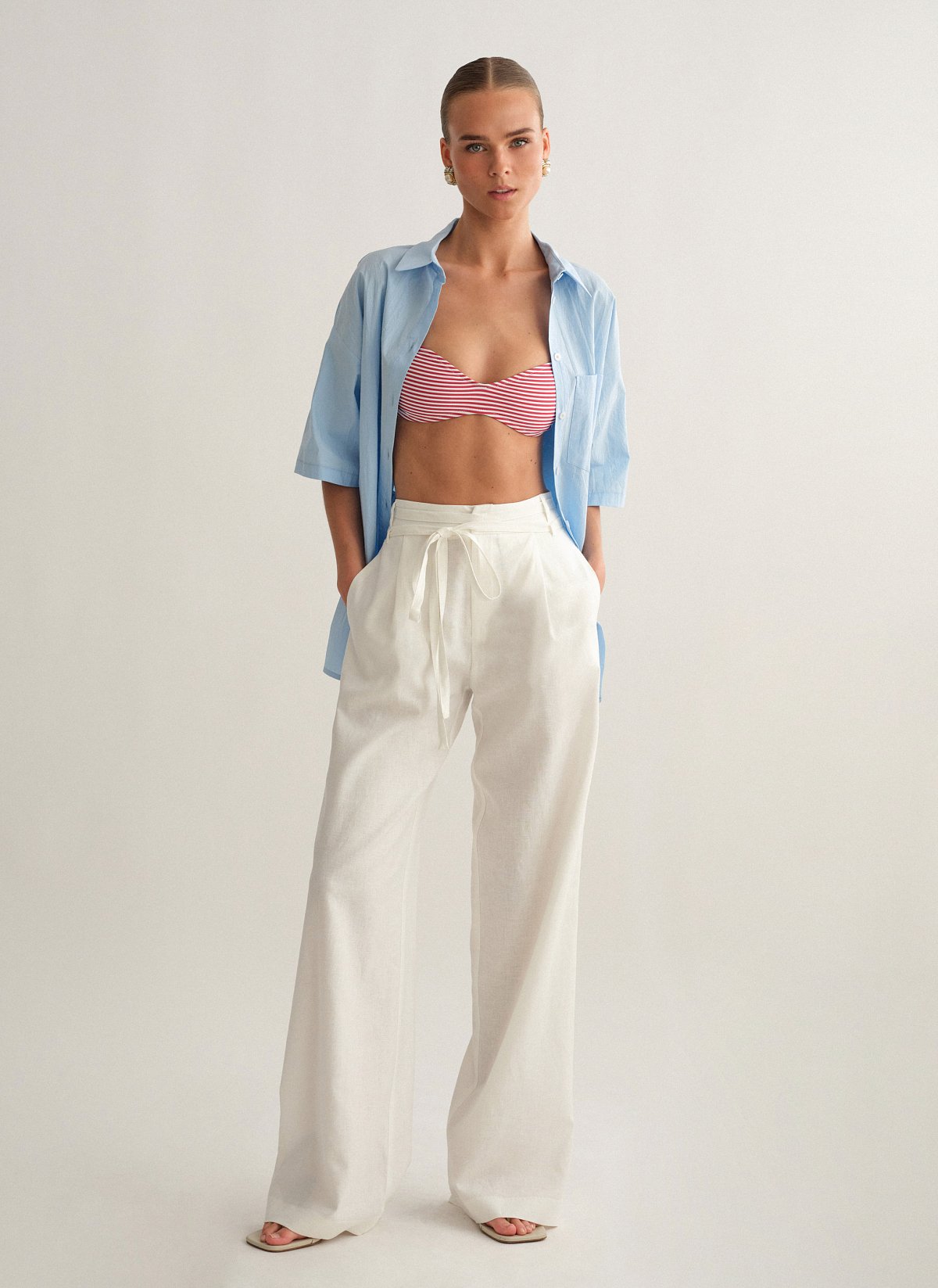 Γυναικείο λινό παντελόνι με αποσπώμενη ζώνη