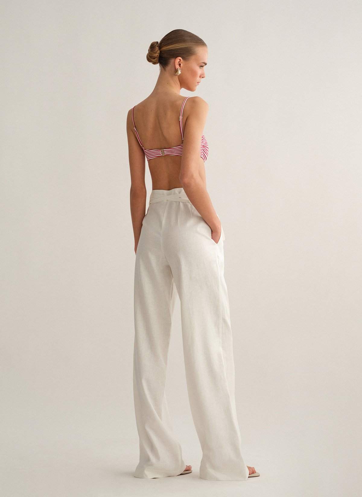 Γυναικείο λινό παντελόνι με αποσπώμενη ζώνη