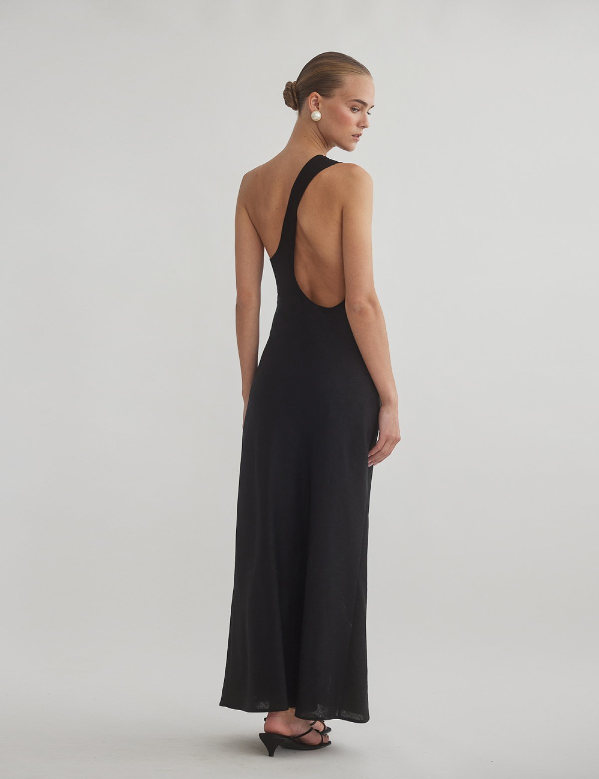 Γυναικείο λινό midi φόρεμα one-shoulder