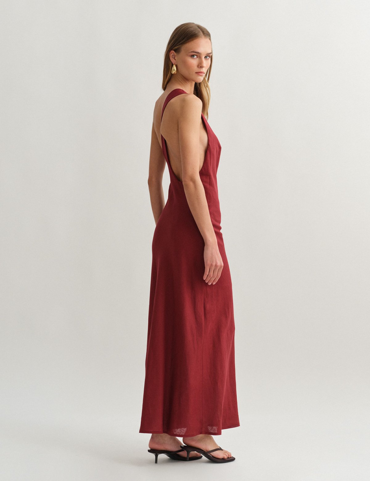 Γυναικείο λινό midi φόρεμα one-shoulder