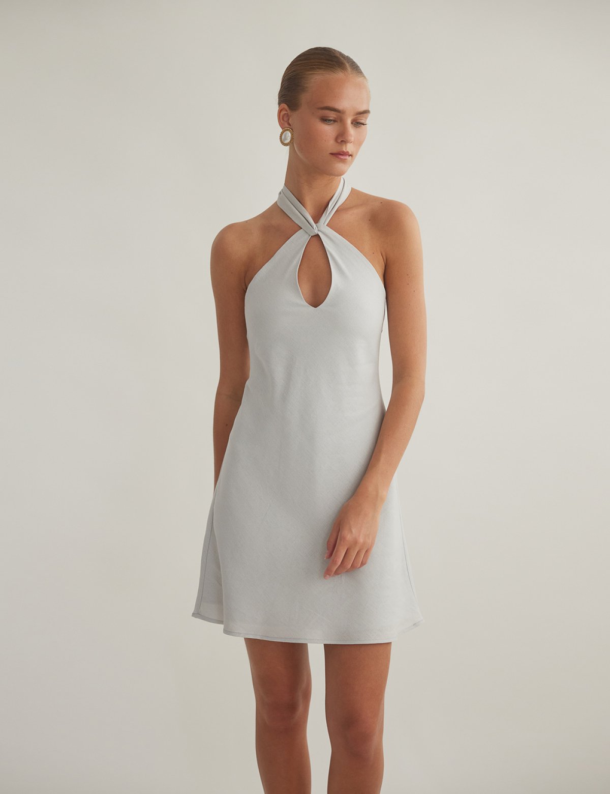 Linen halter openback mini dress-8