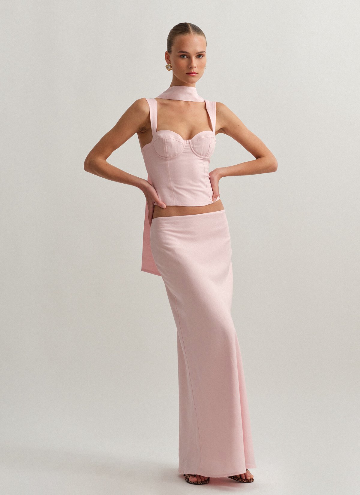 Γυναικεία λινή μακριά φούστα