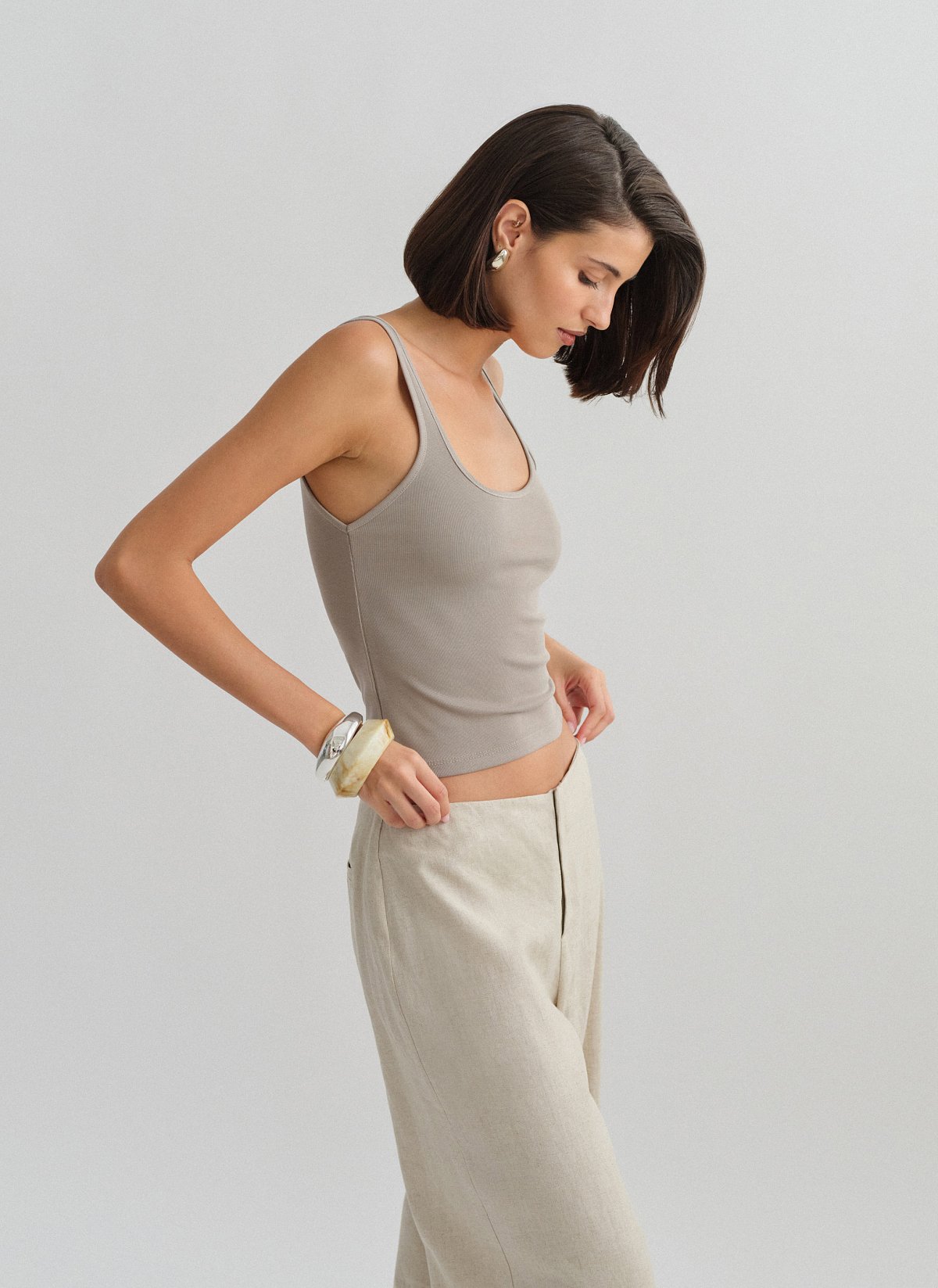 Sleeveless ribbed blouse-15