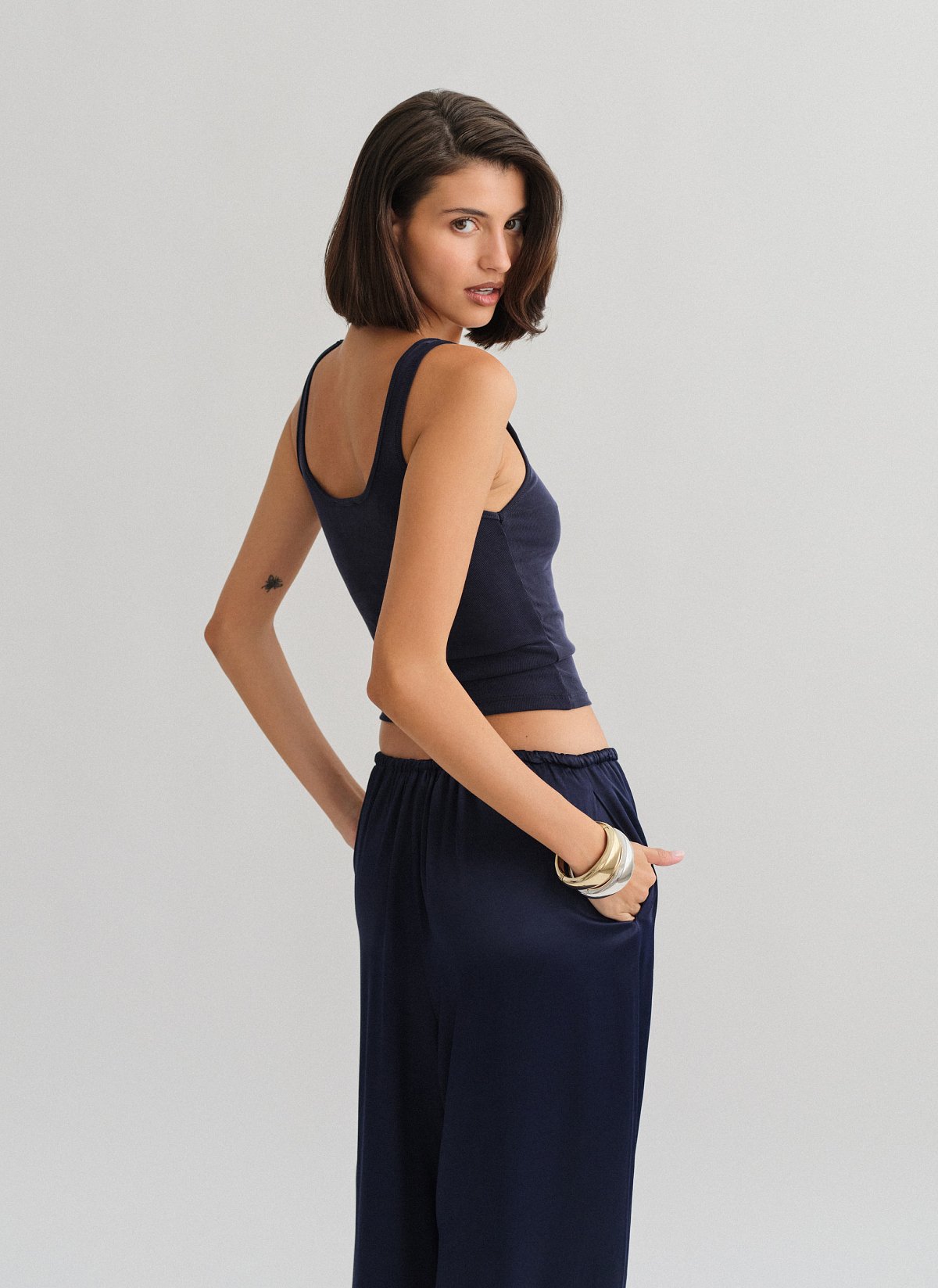 Sleeveless ribbed blouse-10