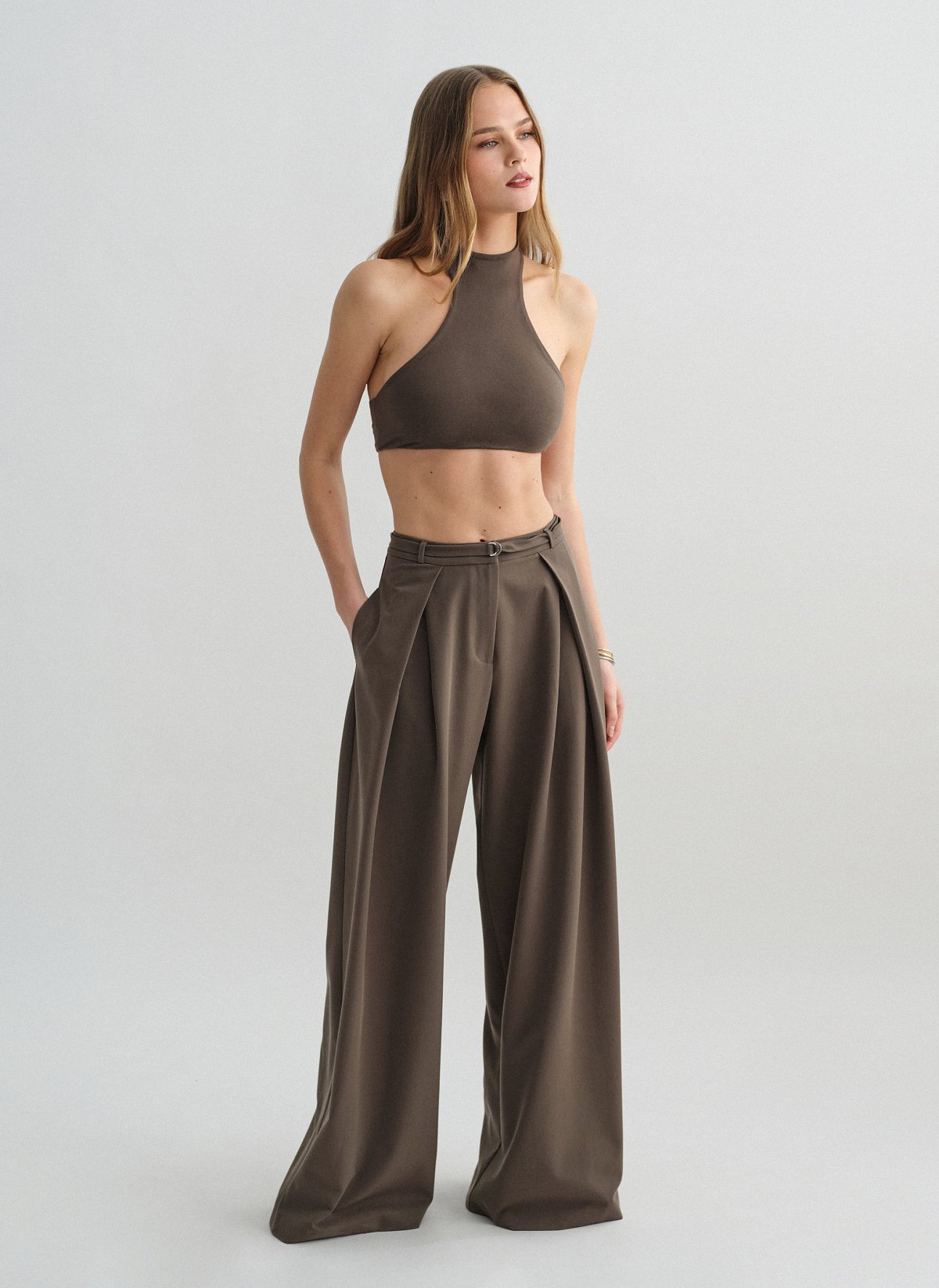 Υφασμάτινο παντελόνι με ζώνη-7