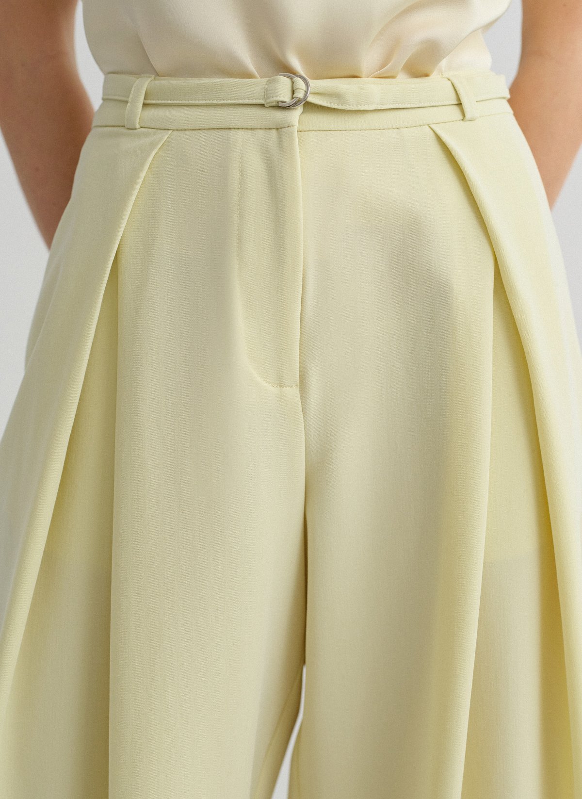 Υφασμάτινο παντελόνι με ζώνη-28