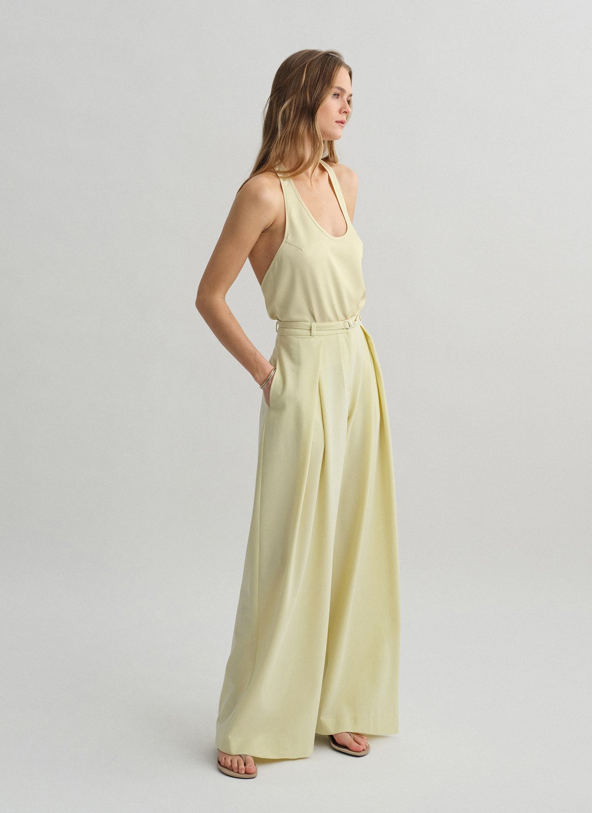 Υφασμάτινο παντελόνι με ζώνη-27