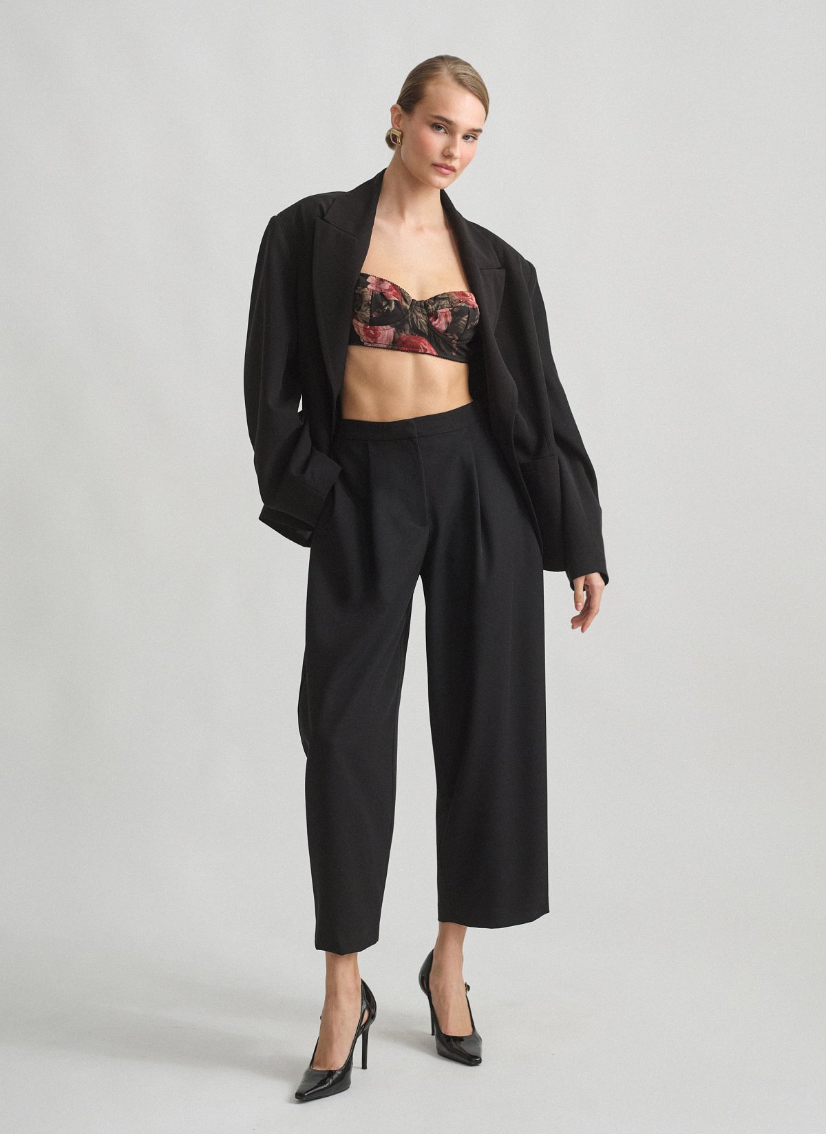 Textured barrel-fit trousers-7