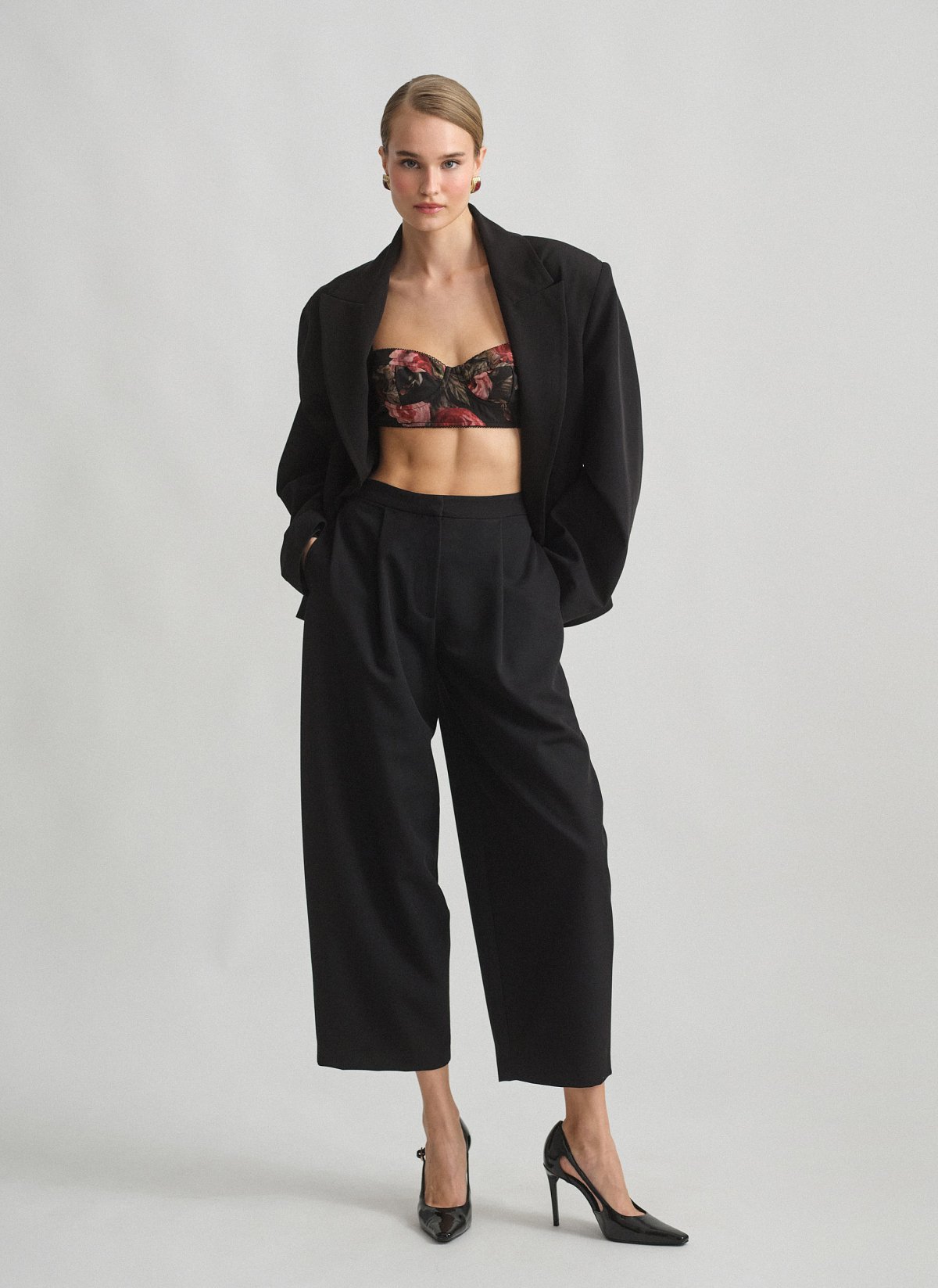 Textured barrel-fit trousers-8