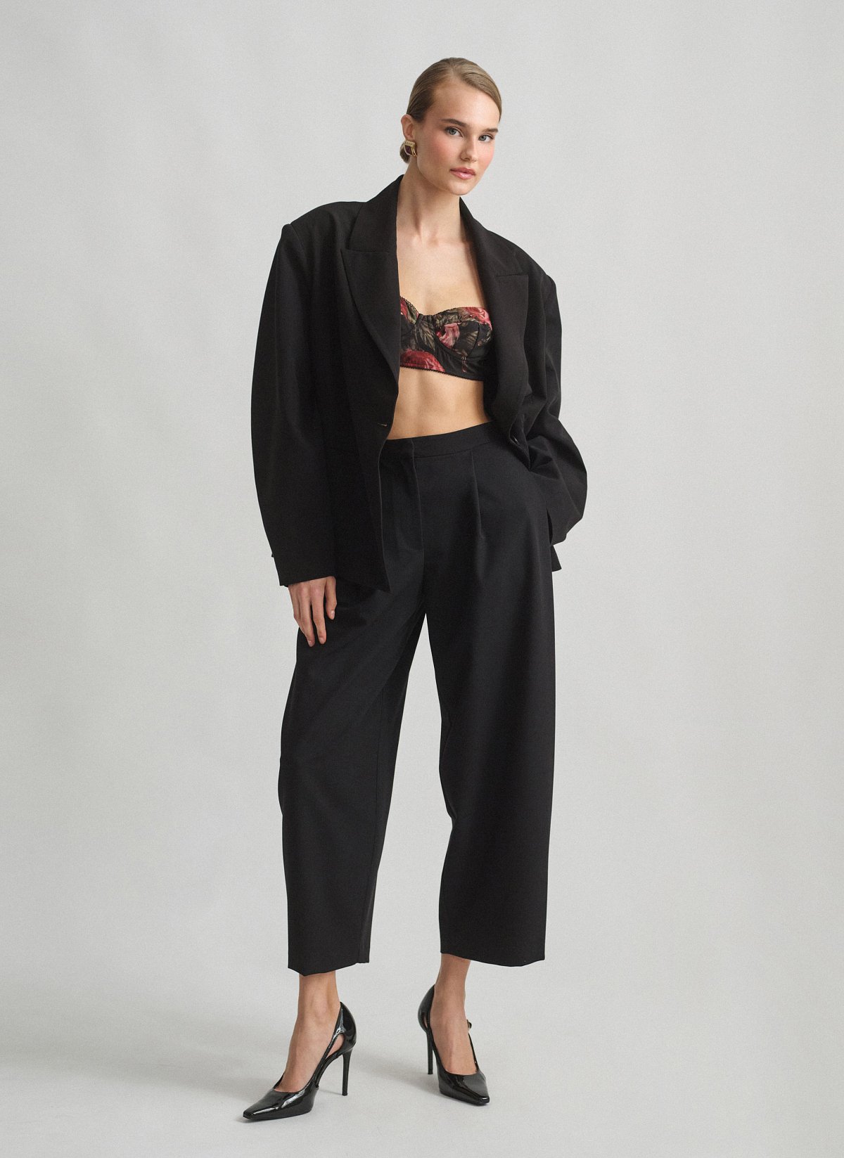 Textured barrel-fit trousers-9