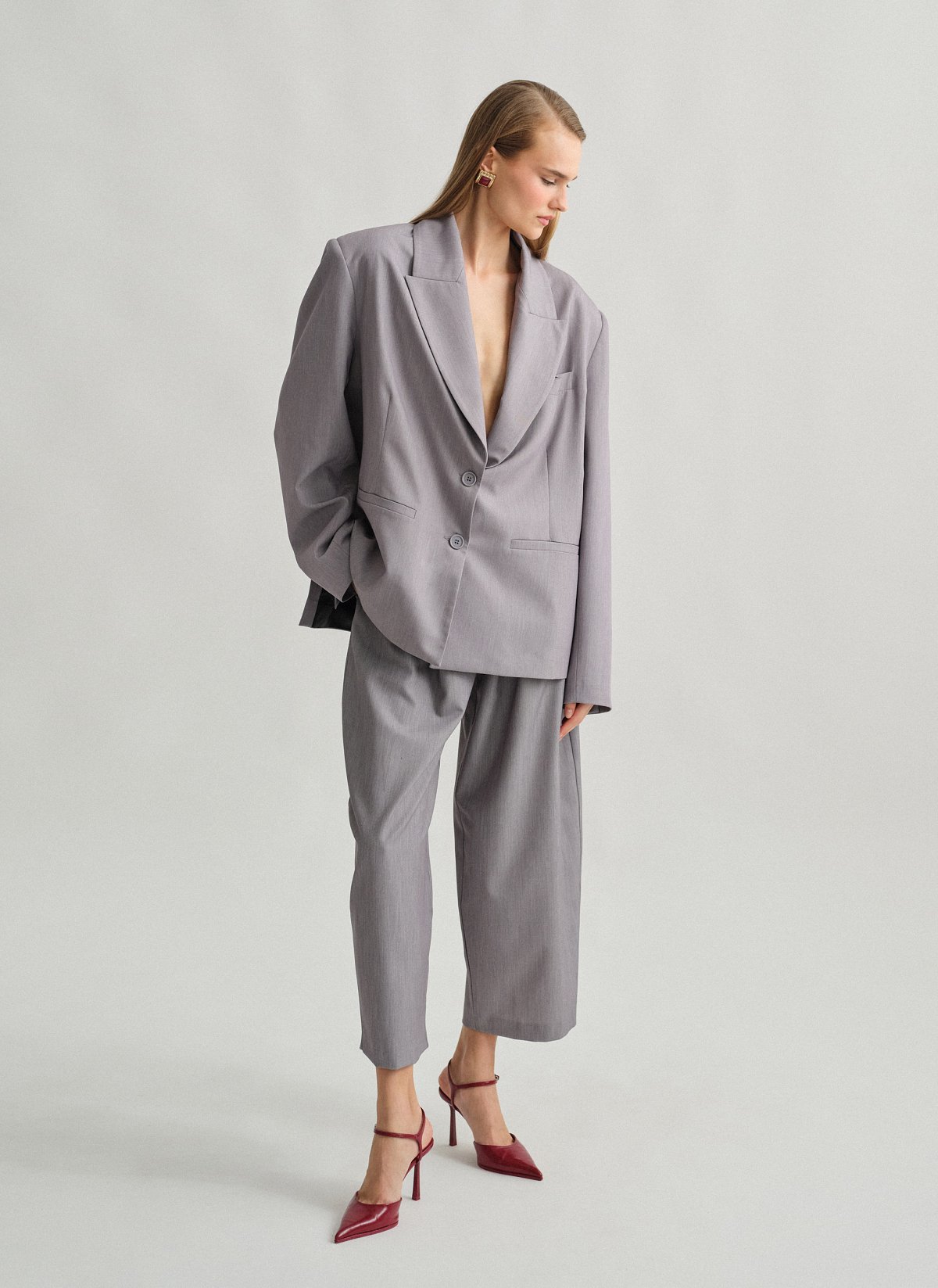 Textured barrel-fit trousers-17