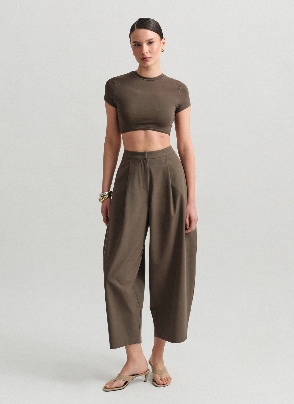 Textured barrel-fit trousers-12