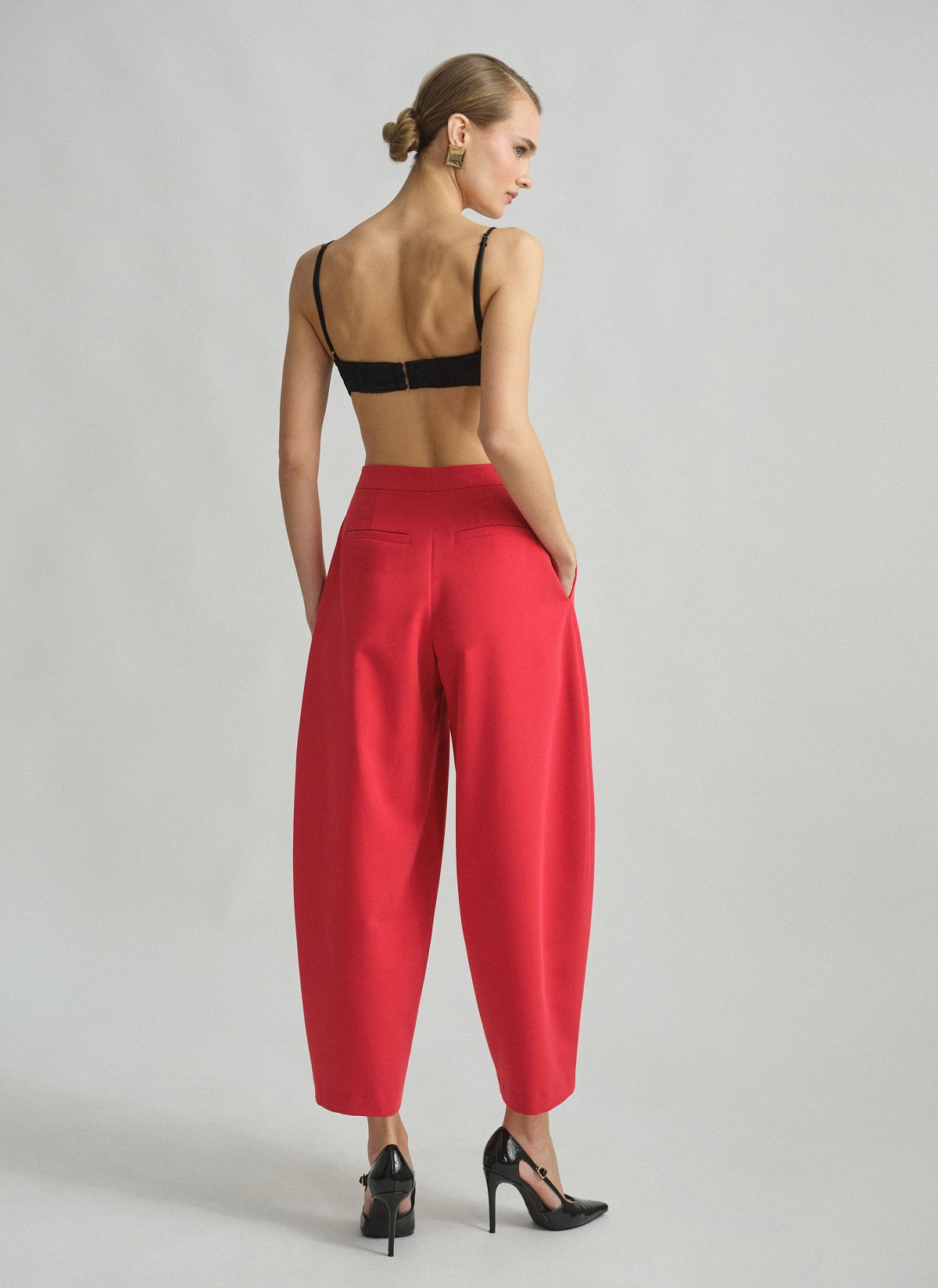 Textured barrel-fit trousers-25