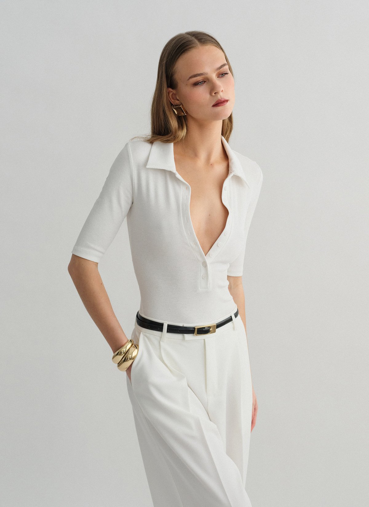 Ribbed bodysuit with collar-19