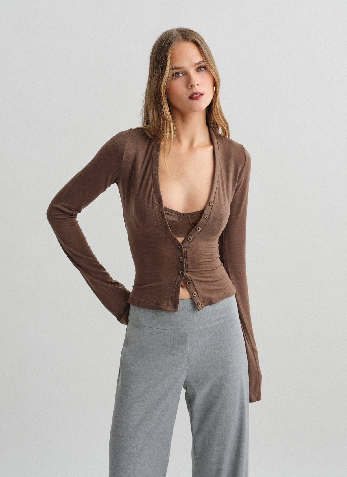 Μακρυμάνικη ζακέτα με ελαφριά πλέξη-7