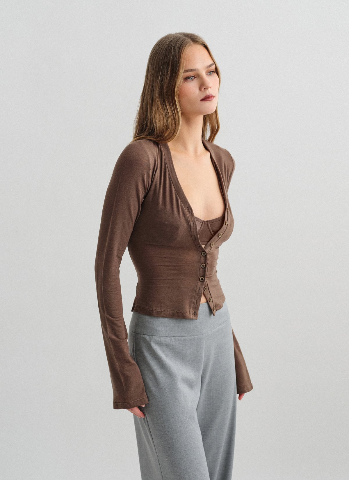 Μακρυμάνικη ζακέτα με ελαφριά πλέξη-9