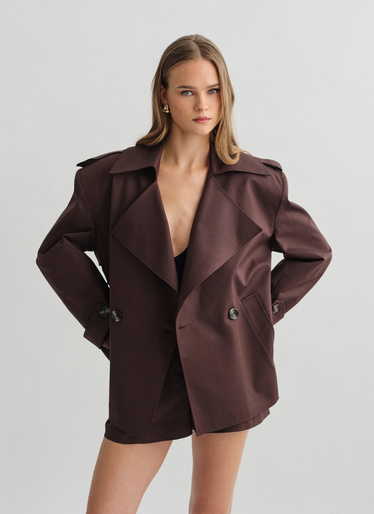 Short trench coat with belt-14