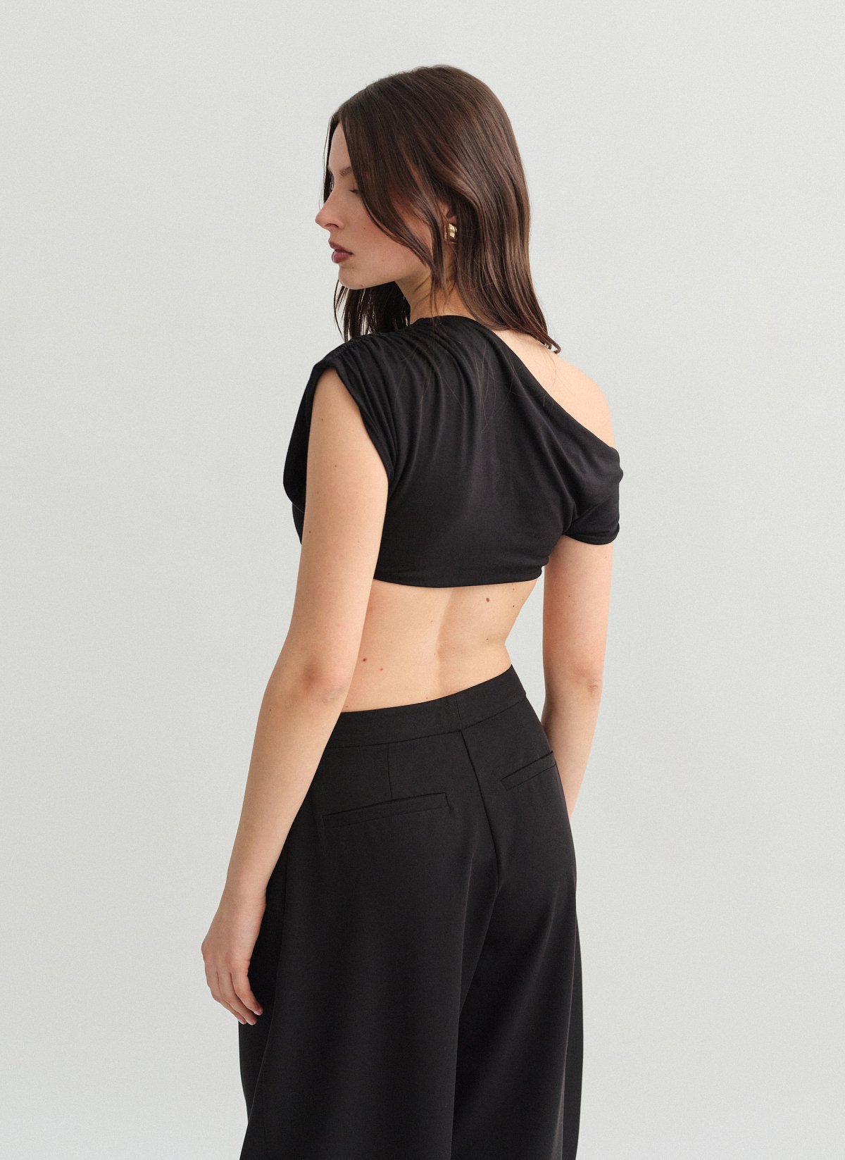 Bamboo one-shoulder crop top-6