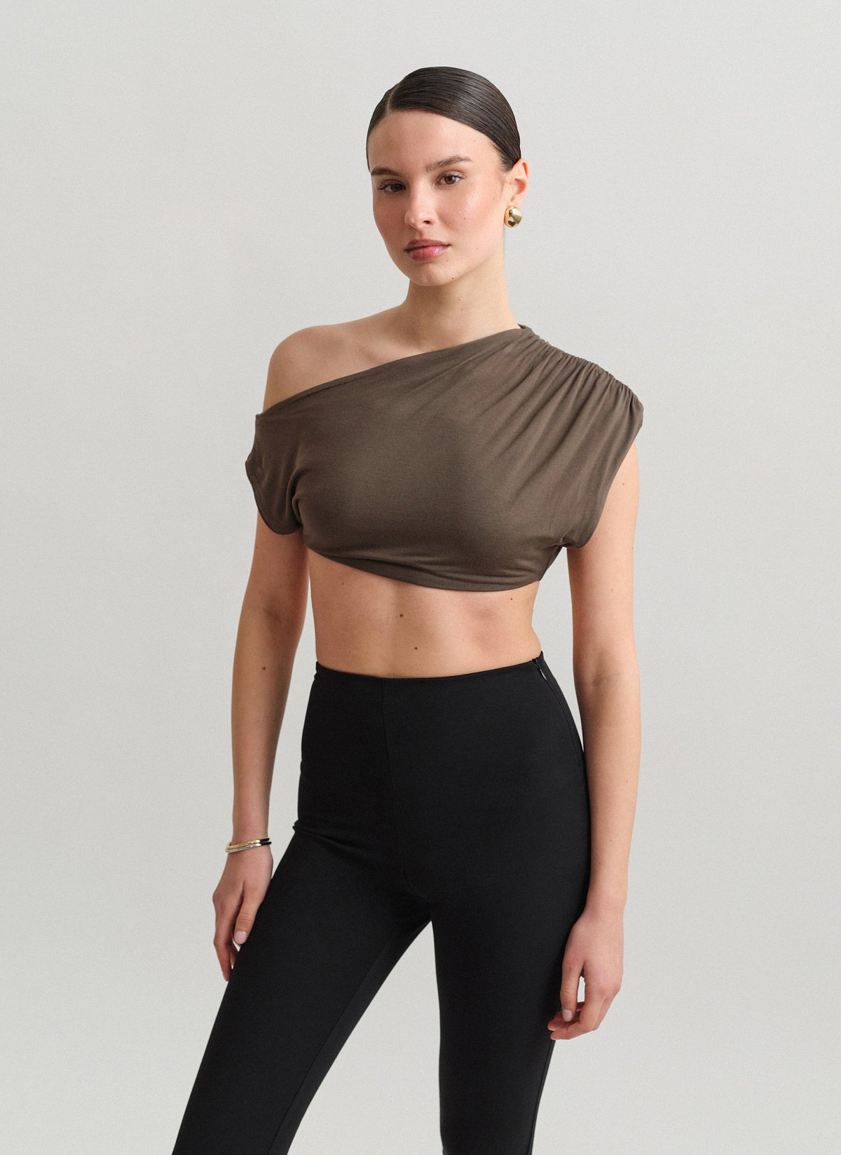 Bamboo one-shoulder crop top-7