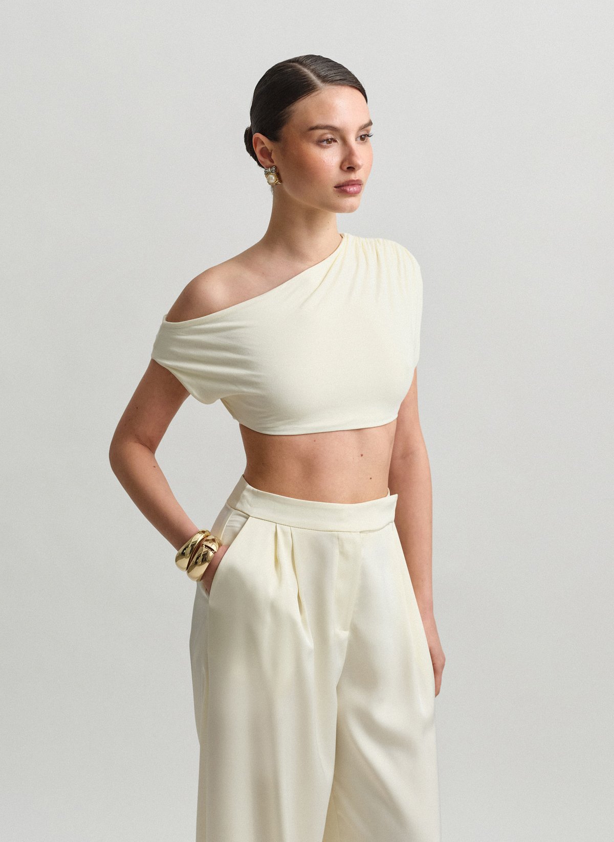 Bamboo one-shoulder crop top-2