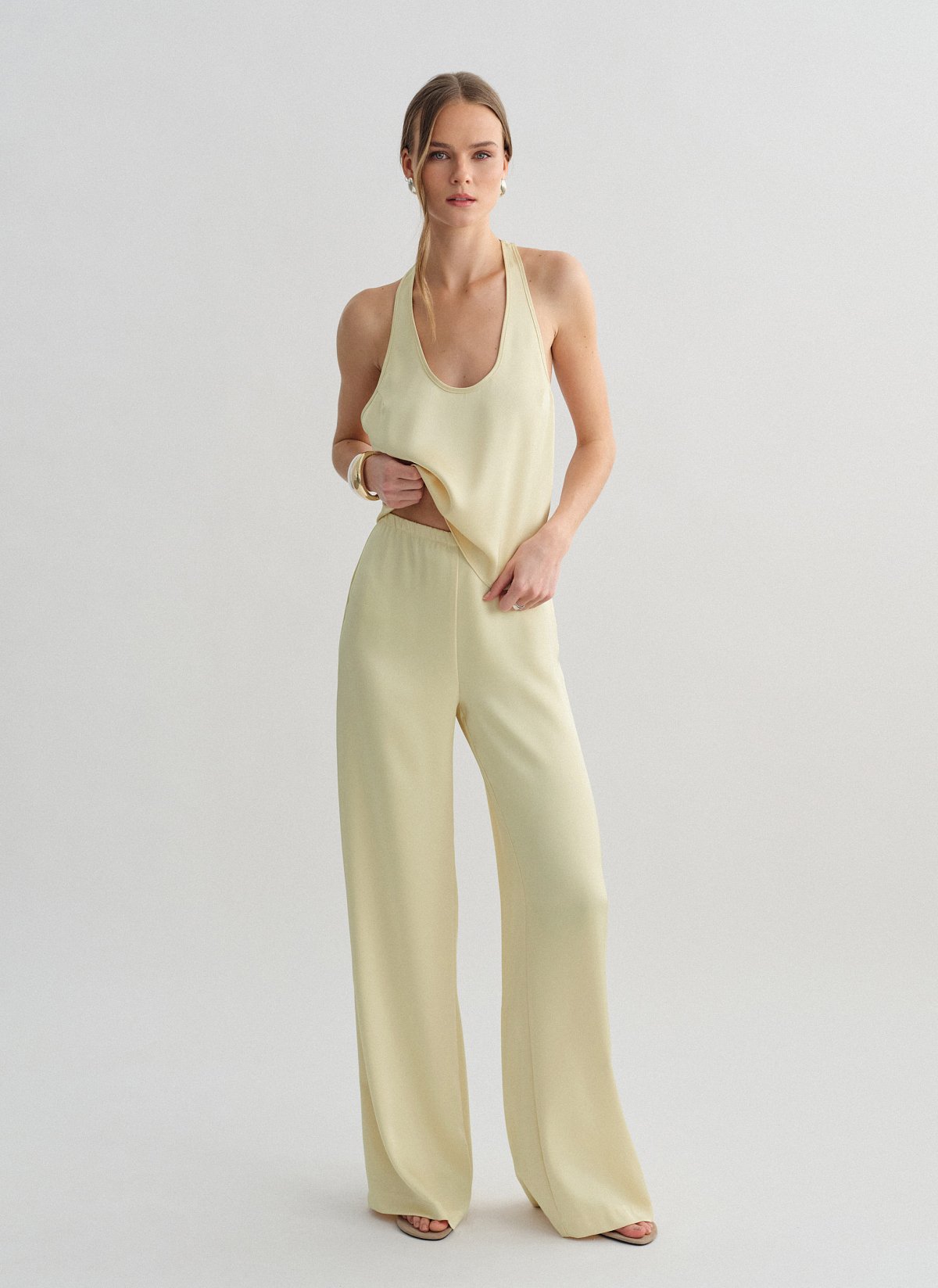 Σατέν παντελόνι με λάστιχο-4