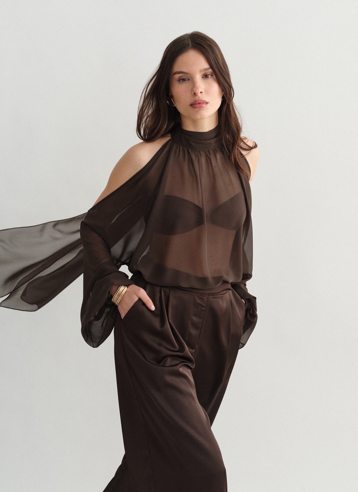 Ημιδιάφανο cut-out μίνι φόρεμα-13