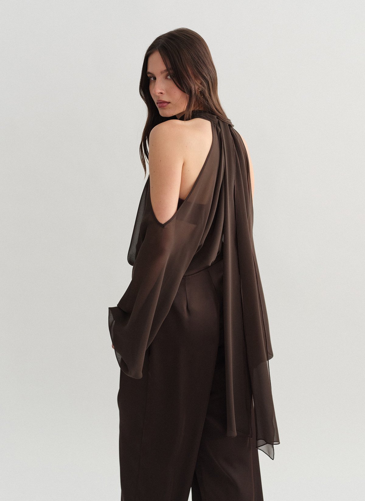 Ημιδιάφανο cut-out μίνι φόρεμα-18