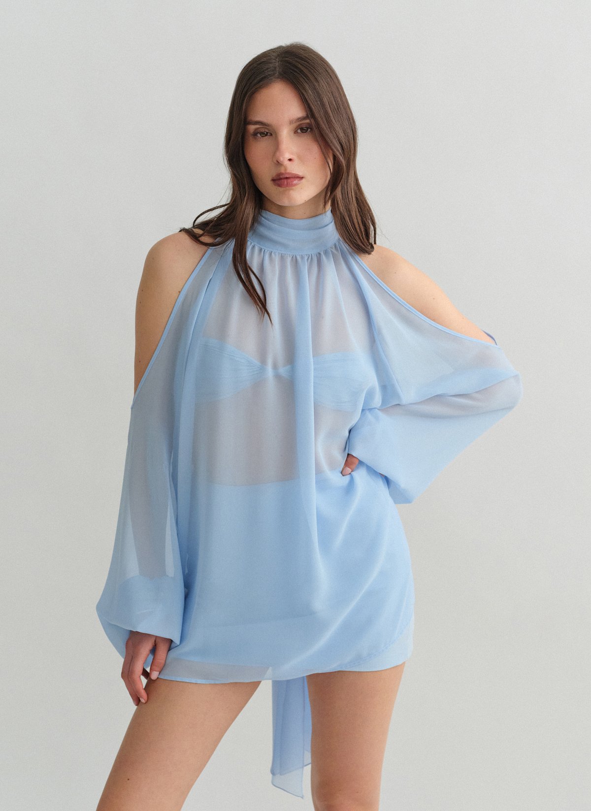 Ημιδιάφανο cut-out μίνι φόρεμα-3