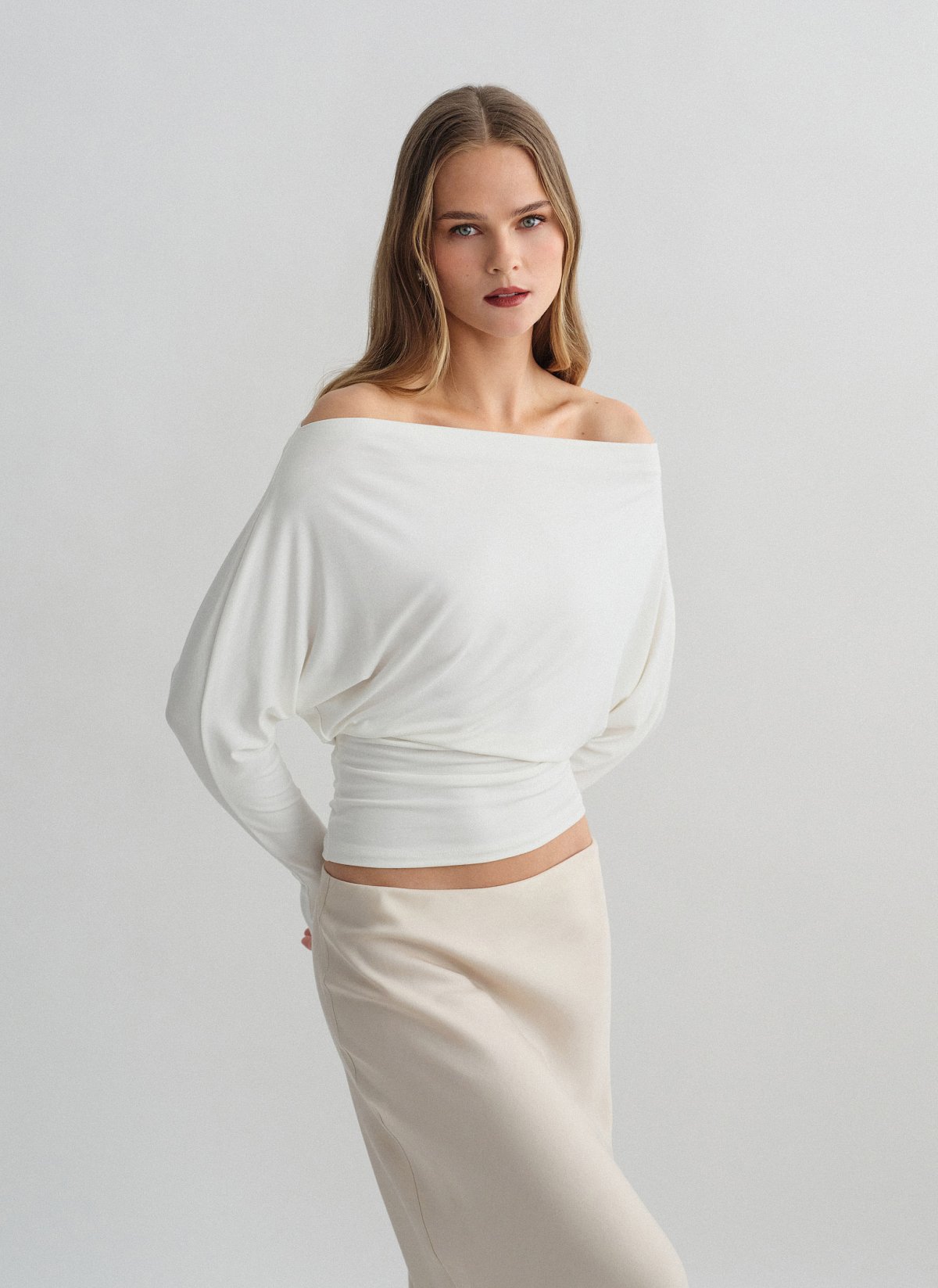 Μεσάτη off-shoulder μπλούζα bamboo-13