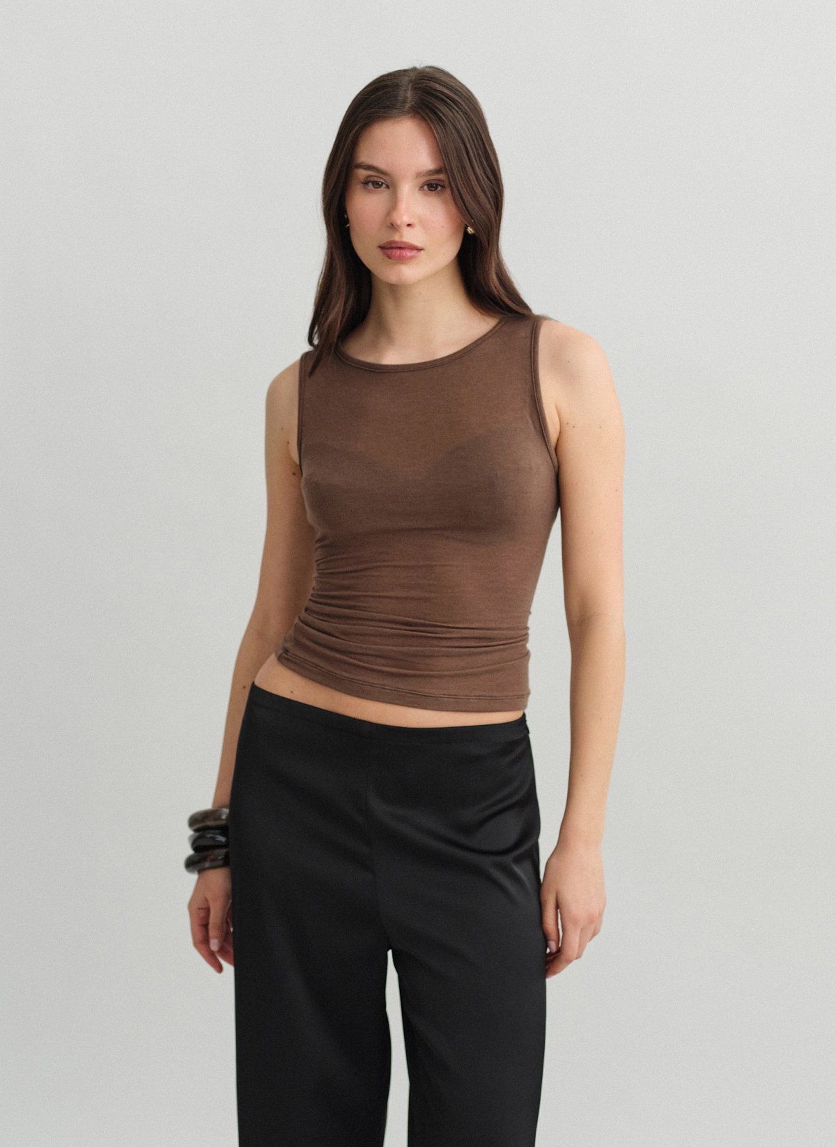 Light-knit sleeveless blouse-6