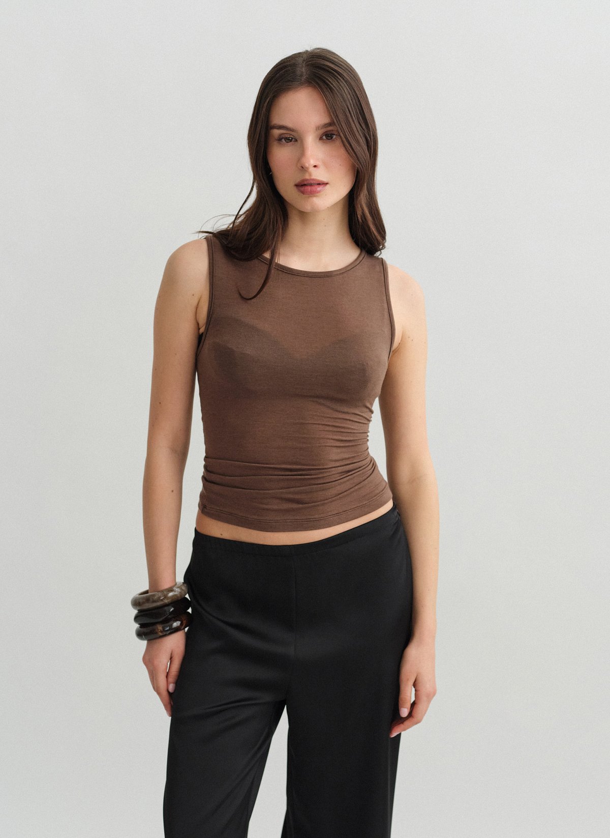 Light-knit sleeveless blouse-8