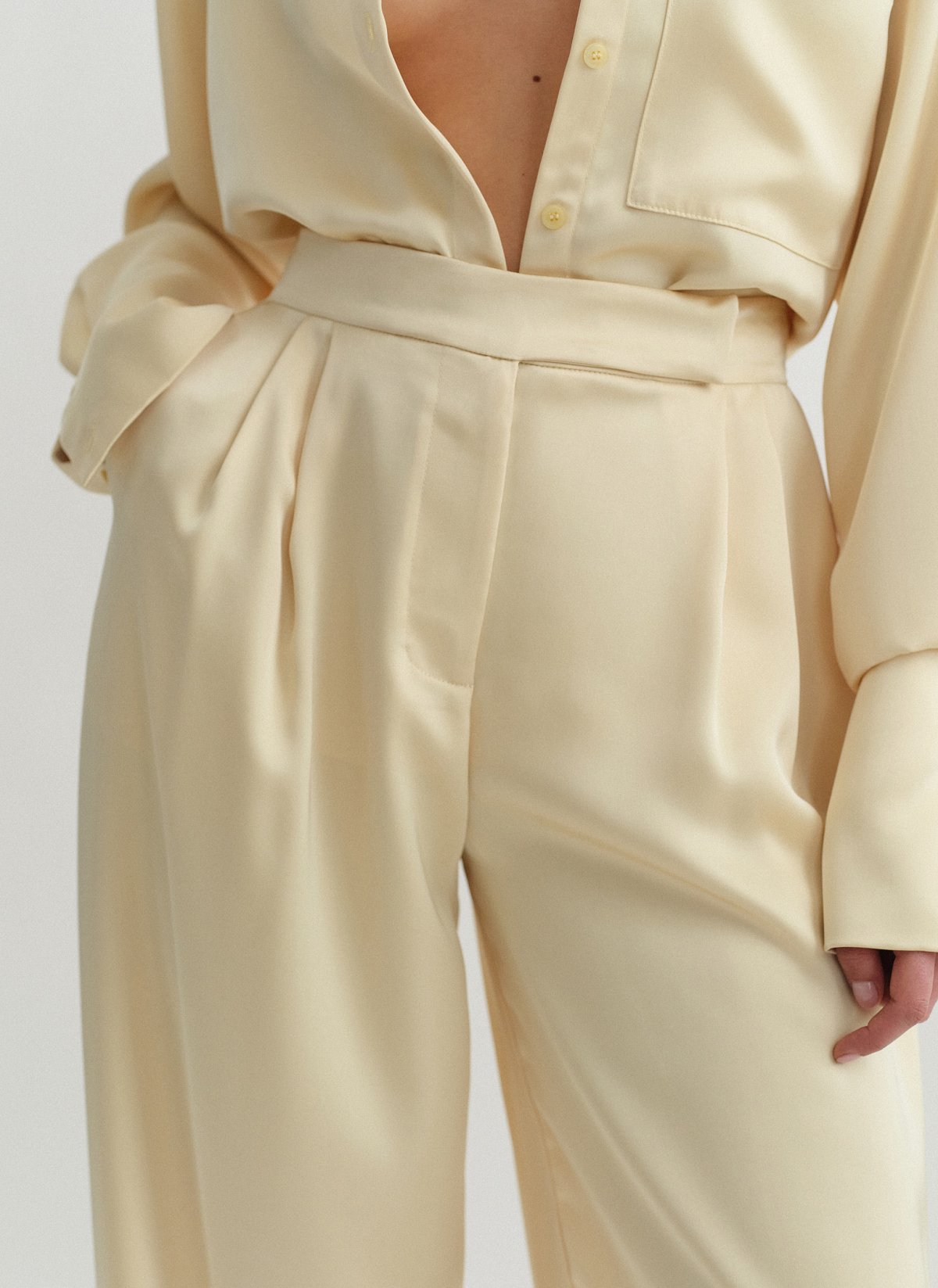 Balloon satin trousers-9