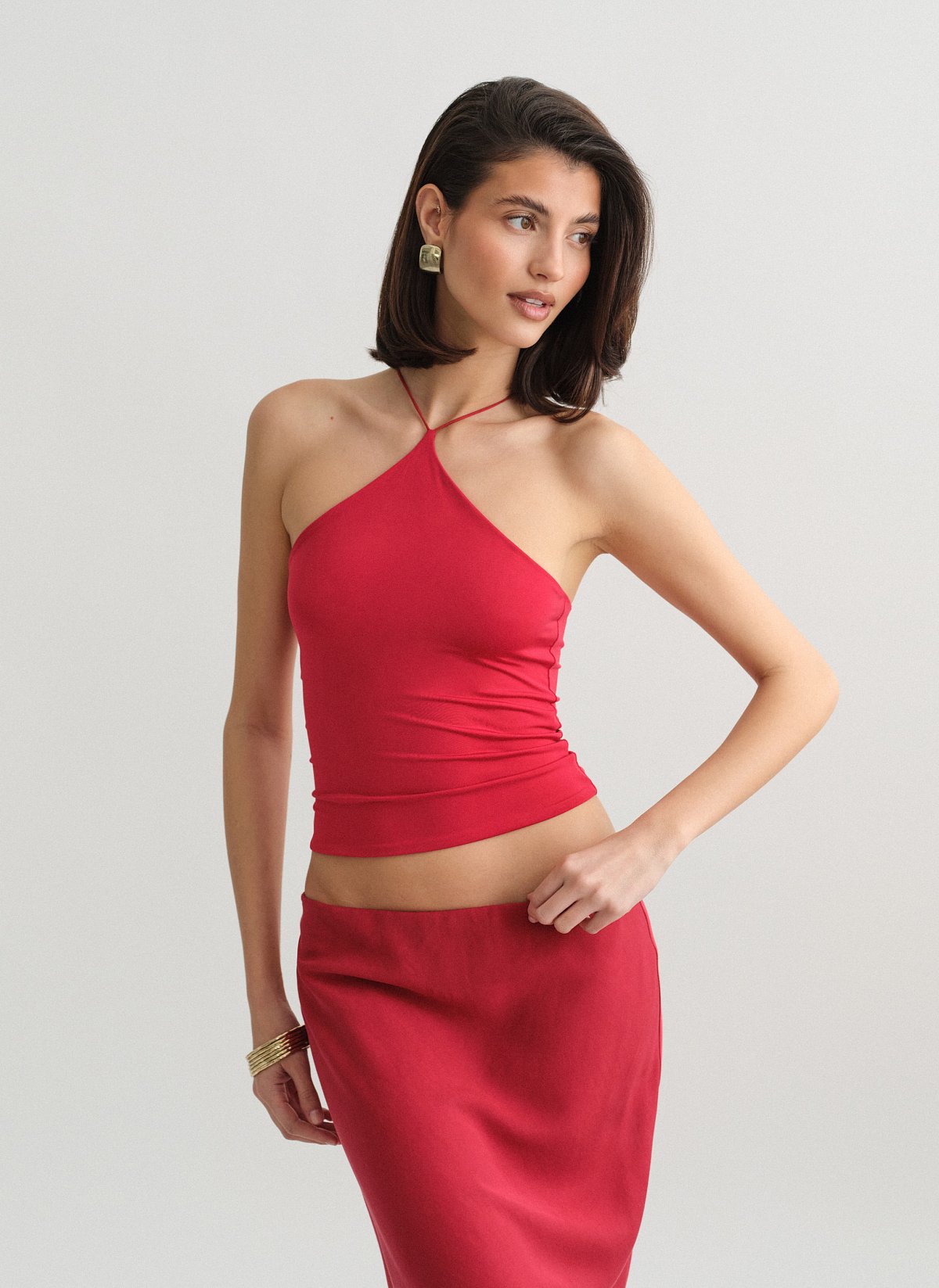 Halter τοπ με λεπτές τιράντες-9