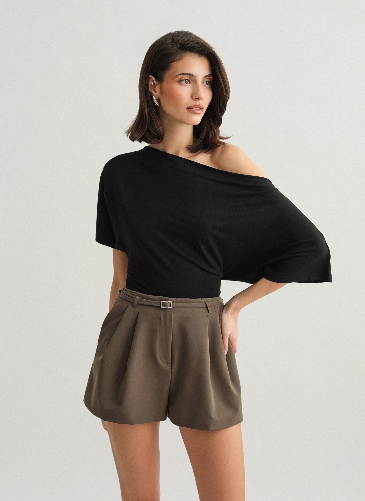 Μεσάτη one-shoulder μπλούζα bamboo-8