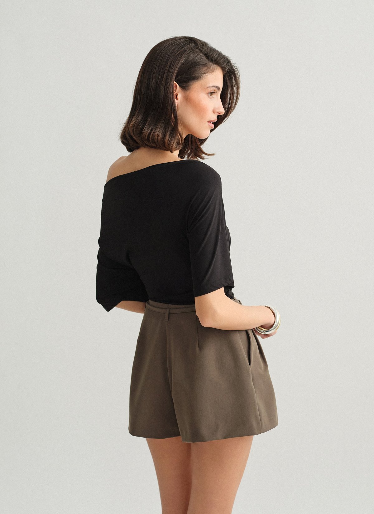 Μεσάτη one-shoulder μπλούζα bamboo-11