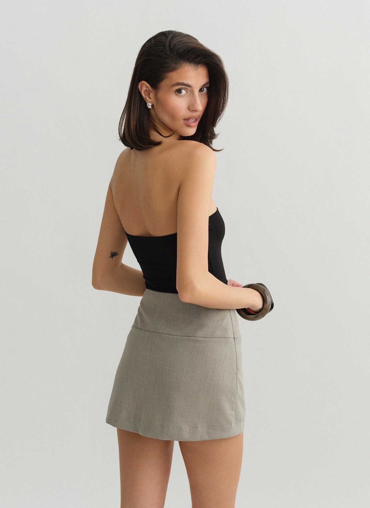 Υφασμάτινη παντελονόφουστα με σκίσιμο-6