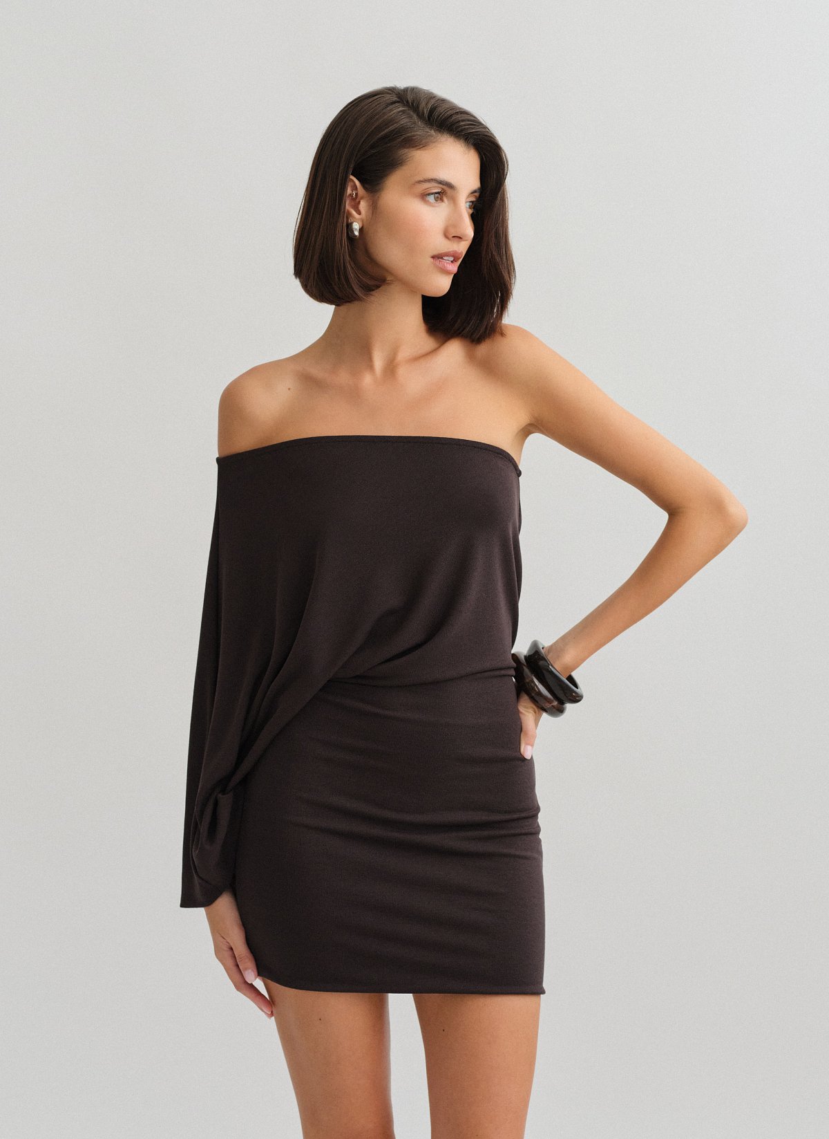 Light-knit one shoulder mini dress-15